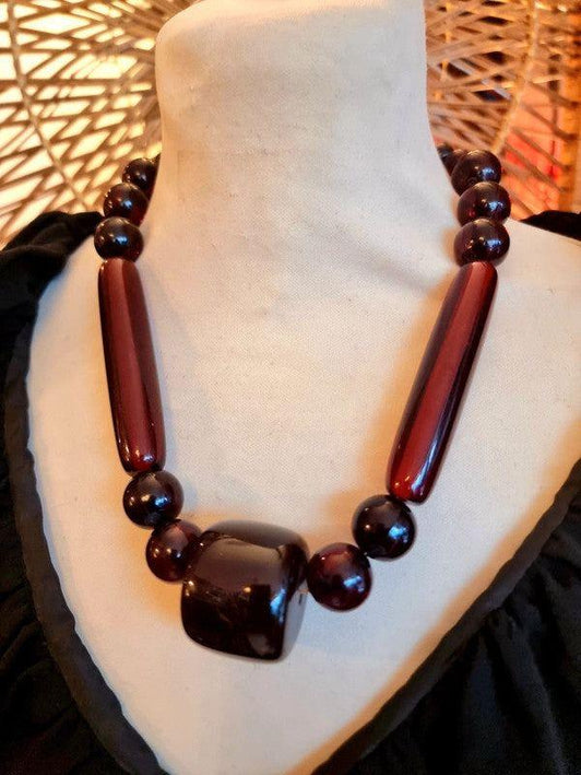 Vintage Cherry Amber Bakelite Necklace - Yatva