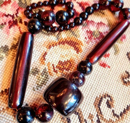 Vintage Cherry Amber Bakelite Necklace - Yatva