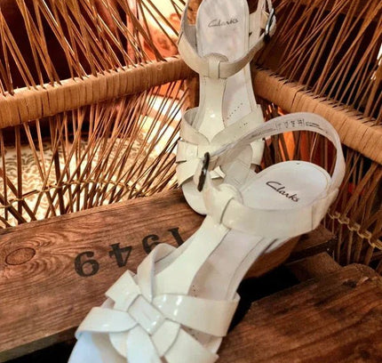Vintage Clarks Slide Sandals - Yatva