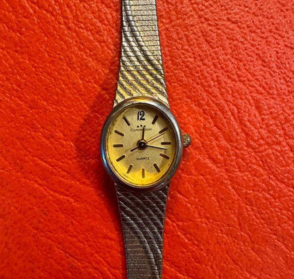 Vintage Commodoor Watch - Yatva