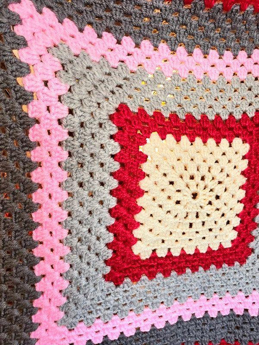 Vintage Crochet Blanket - Yatva