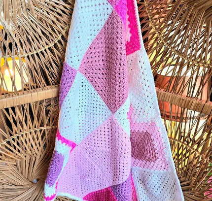 Vintage Crochet Blanket - Yatva