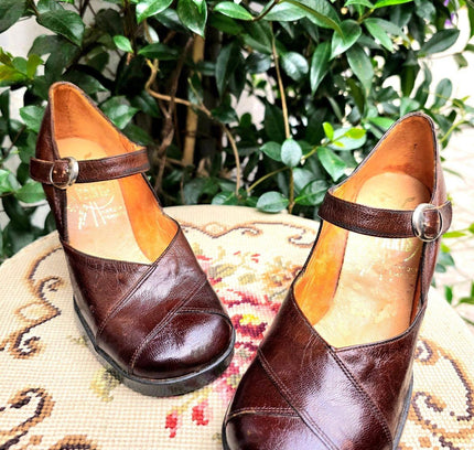 Vintage Deadstock Brand New 60s Tout Paris Shoes - Yatva