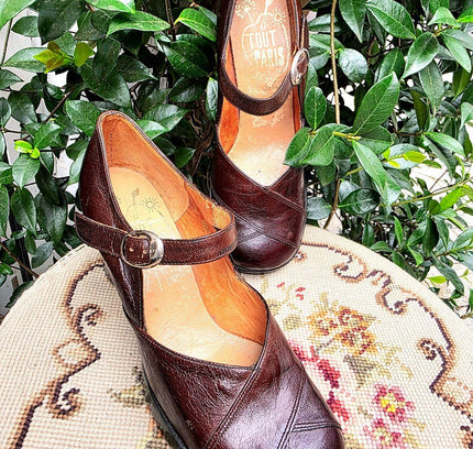 Vintage Deadstock Brand New 60s Tout Paris Shoes - Yatva