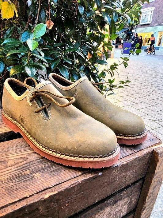 Vintage Deadstock Brand New 80's / 90's Emporium Shoes - Yatva