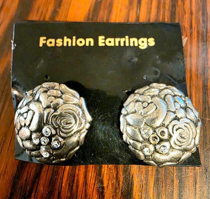 Vintage Deadstock Brand New 80's Clip on Earrings - Yatva