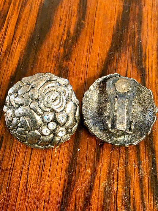 Vintage Deadstock Brand New 80's Clip on Earrings - Yatva