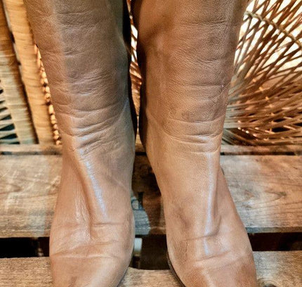 Vintage Delia Boots - Yatva