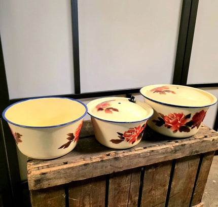 Vintage Diamond (3 Set ) Enamelware Pot with 2 Cover - Yatva