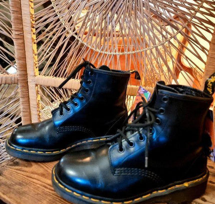 Vintage Dr Martens Boots - Yatva
