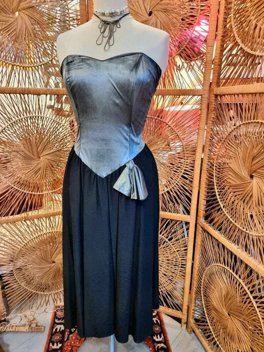 Vintage Eight' Til Late 80's Dress - Yatva