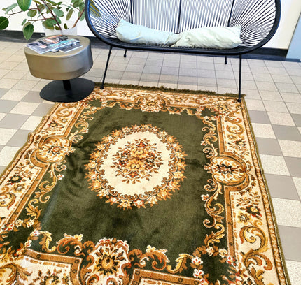Vintage Emerald Green Traditional Persian Style Medallion Area Rug with Fringe - Yatva