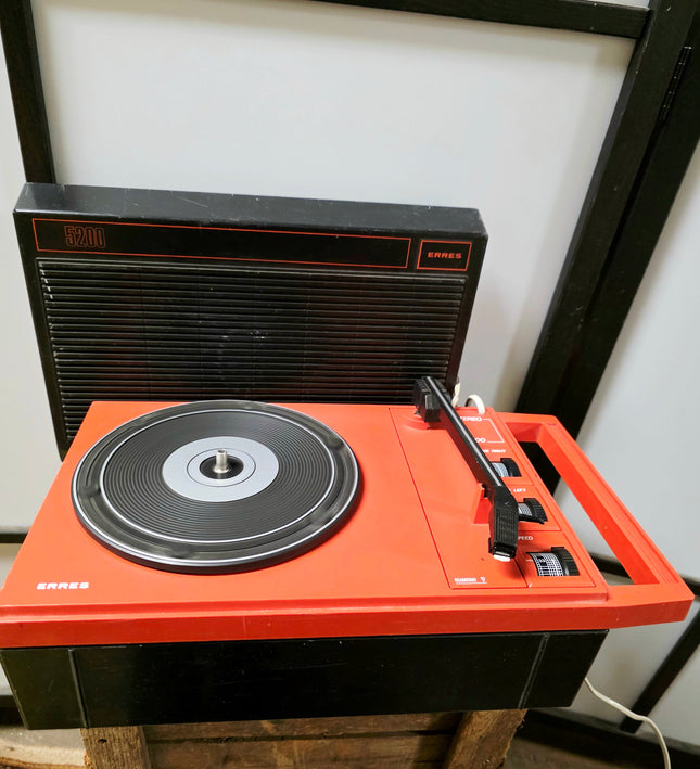 Vintage Erres 5200 Portable Record Player - 1970s Space Age Orange - AS IS / PARTS - Yatva
