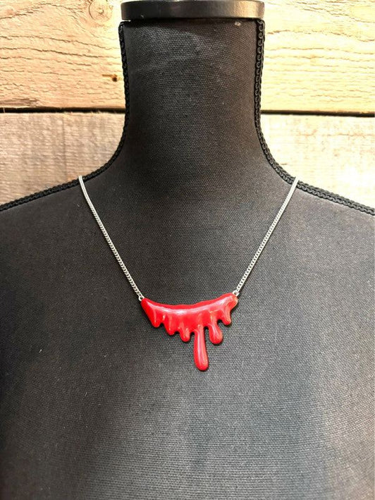 Vintage Fake Blood Necklace - Yatva