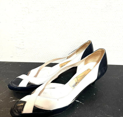 Vintage Fantasy Heels - Yatva