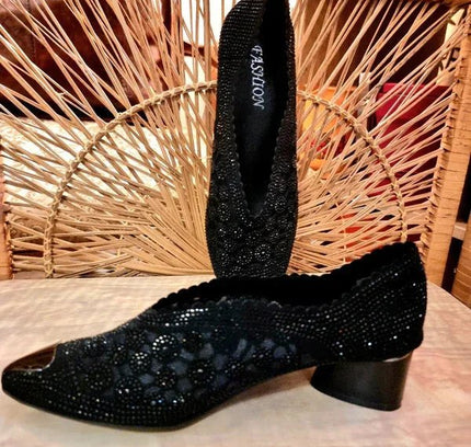 Vintage Fashion Heeled Shoe - Yatva