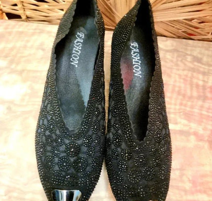 Vintage Fashion Heeled Shoe - Yatva
