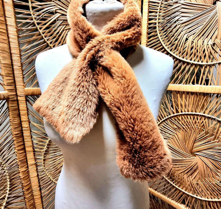 Vintage Faux fur Scarf / Shawl - Yatva