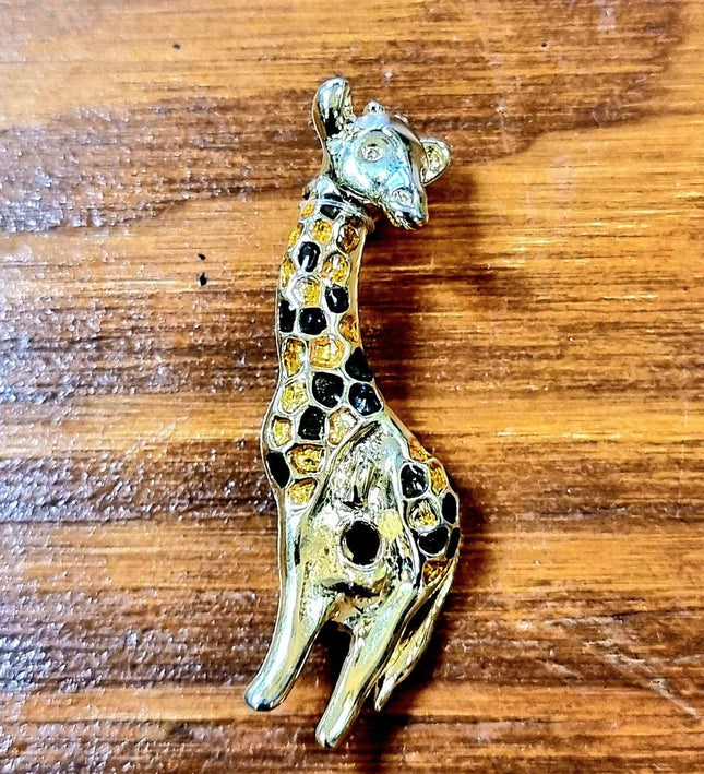 Vintage Giraffe Brooch - Yatva