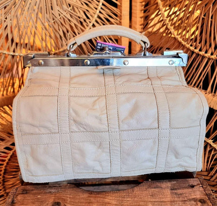 Vintage Gladstone Hand Bag - Yatva