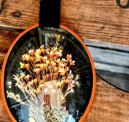 Vintage Glass Globe Frame With Dried Flowers - Yatva