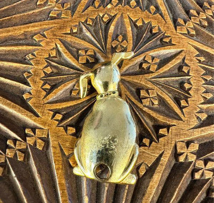 Vintage Goldtone Dog Brooch - Yatva