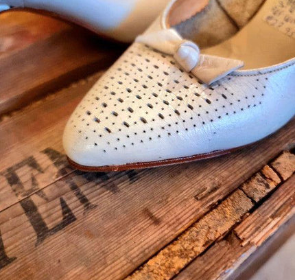 Vintage Gondola Heels - Yatva