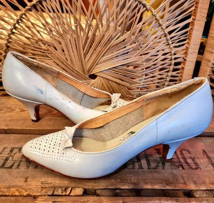 Vintage Gondola Heels - Yatva