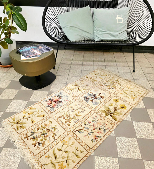 Vintage Hand - Knotted Botanical Garden Rug – French Aubusson Style - Yatva