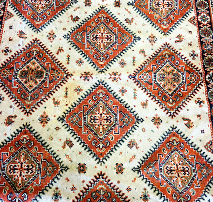 Vintage Hand-Knotted Persian Yalameh Wool Rug - 133 x 175 cm Tribal Area Carpet - Yatva