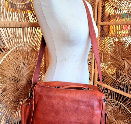 Vintage Hand - Made Leather Shoulder Bag - Yatva