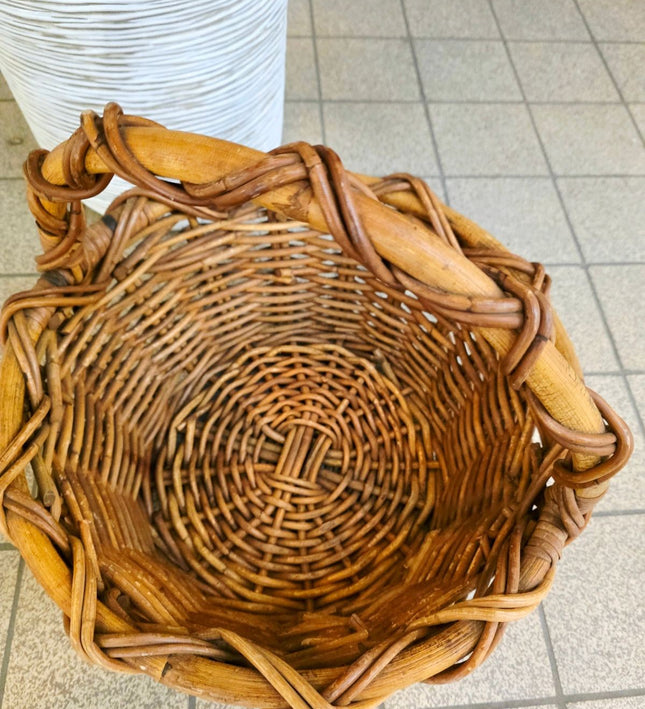 Vintage Hand - Woven Wicker Harvest Basket - Yatva