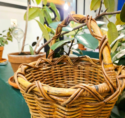 Vintage Hand - Woven Wicker Harvest Basket - Yatva