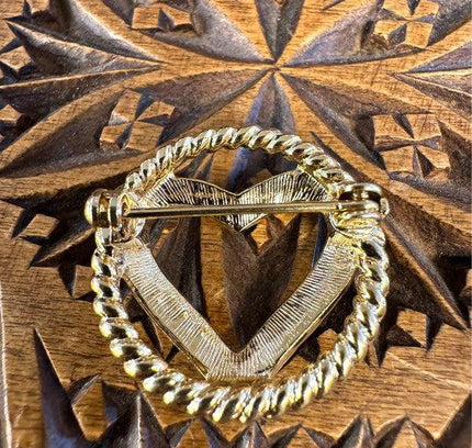 Vintage Heart Brooch - Yatva