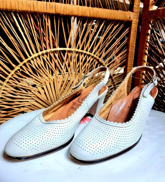 Vintage Heliform Shoes - Yatva