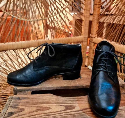 Vintage Helioform Ankle Boots - Yatva