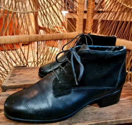 Vintage Helioform Ankle Boots - Yatva