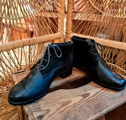 Vintage Helioform Ankle Boots - Yatva