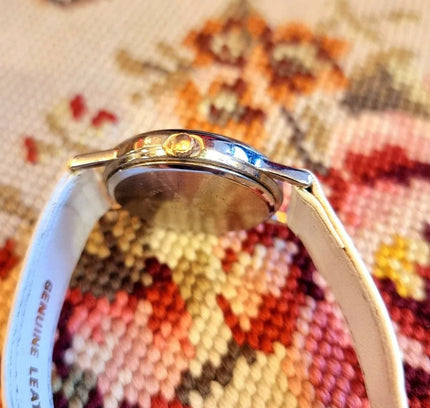 Vintage "I Love You Grandma" Watch - Yatva
