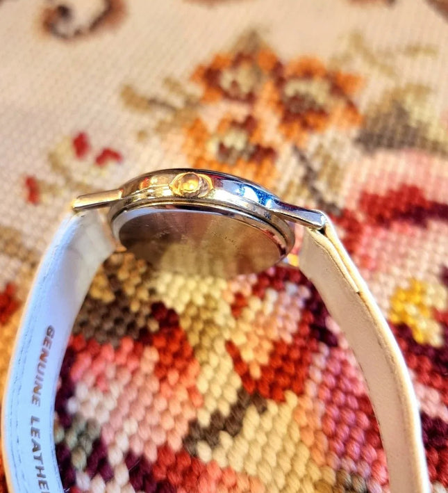 Vintage "I Love You Grandma" Watch - Yatva