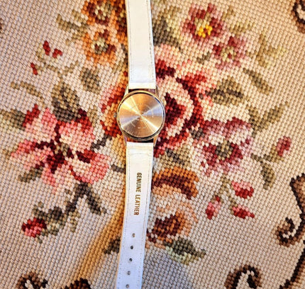 Vintage "I Love You Grandma" Watch - Yatva