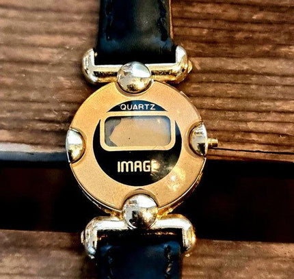 Vintage Image Quartz Watch - Yatva