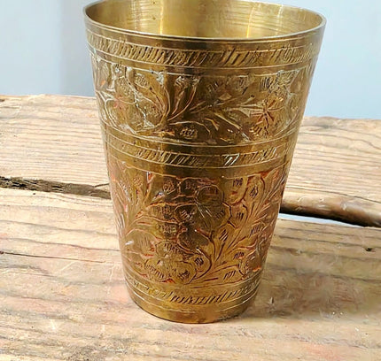 Vintage Indian Etched Brass Lassi Cup – Boho Brass Tumbler / Vase, Pat. 2459 - Yatva