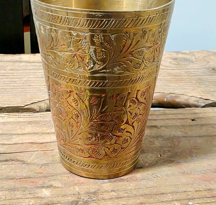 Vintage Indian Etched Brass Lassi Cup – Boho Brass Tumbler / Vase, Pat. 2459 - Yatva