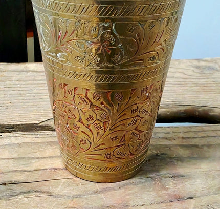 Vintage Indian Etched Brass Lassi Cup – Boho Brass Tumbler / Vase, Pat. 2459 - Yatva