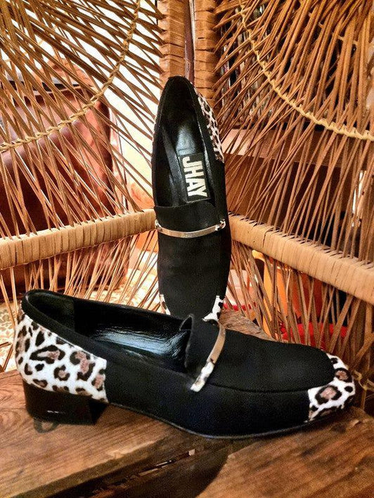 Vintage Jhay Loafers - Yatva