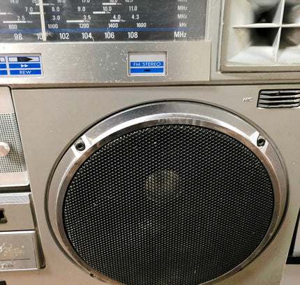 Vintage JVC RC-M70W Boombox – "King of Blasters" (1979) – Tested & Working - Yatva