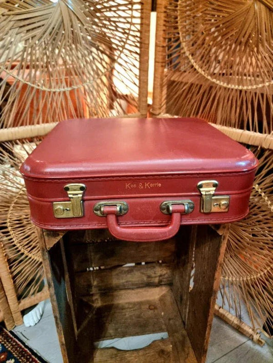 Vintage Kes & Kerrie Suitcase - Yatva