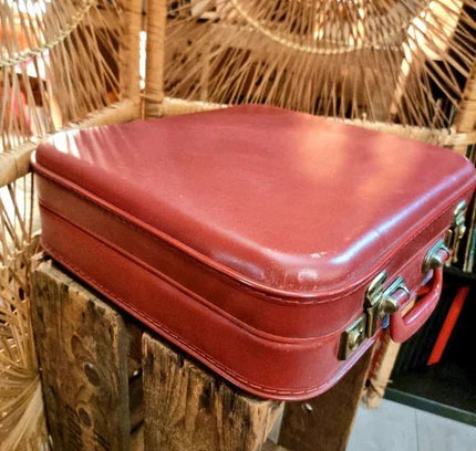 Vintage Kes & Kerrie Suitcase - Yatva