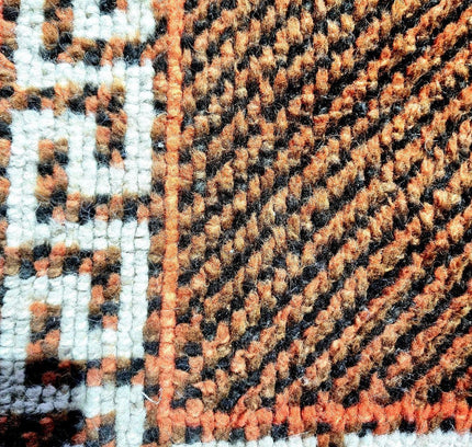 Vintage Key Rug - Yatva